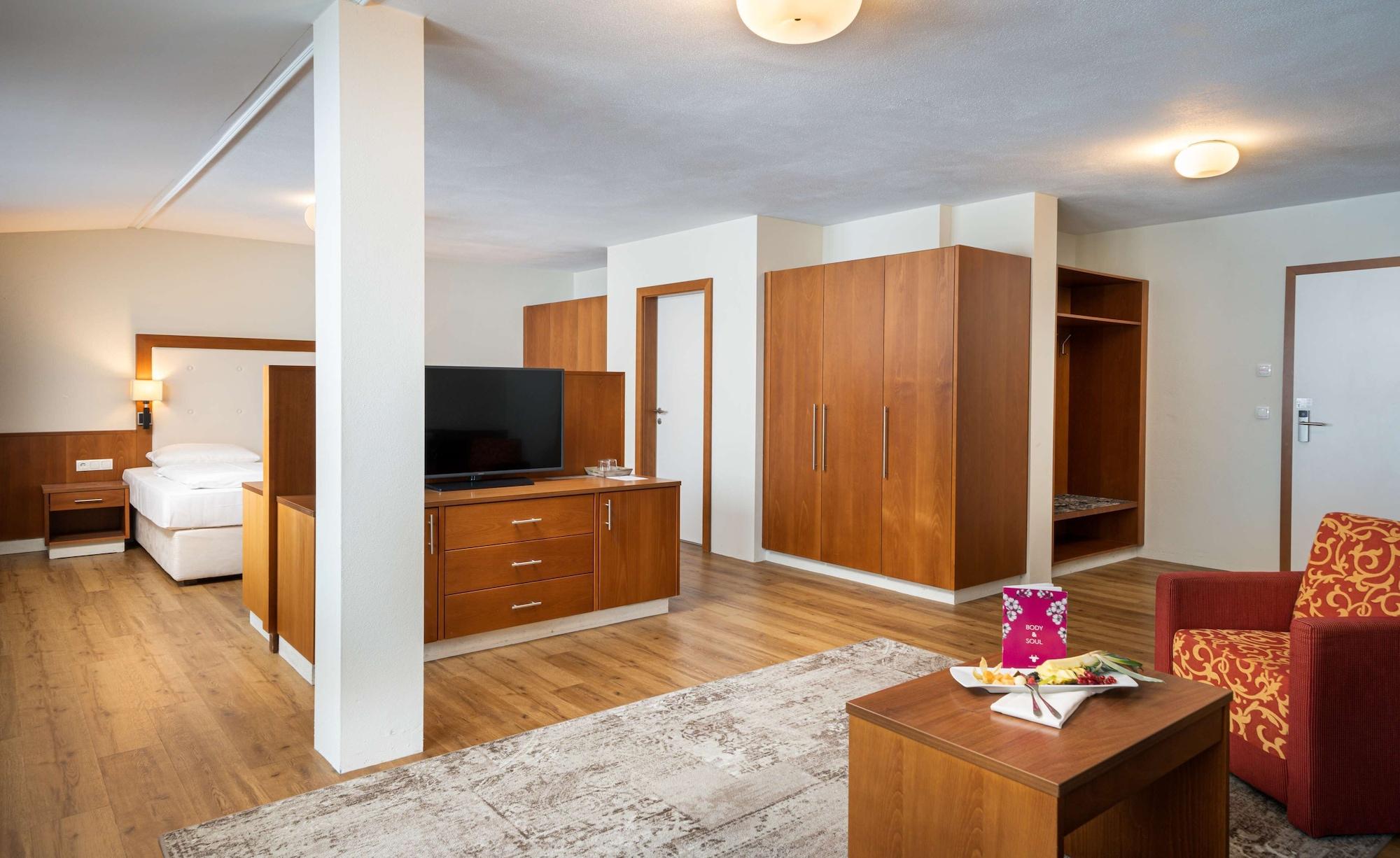 Kuhotel By Rilano Bald Elaya Hotel Steinplatte Waidring Dış mekan fotoğraf